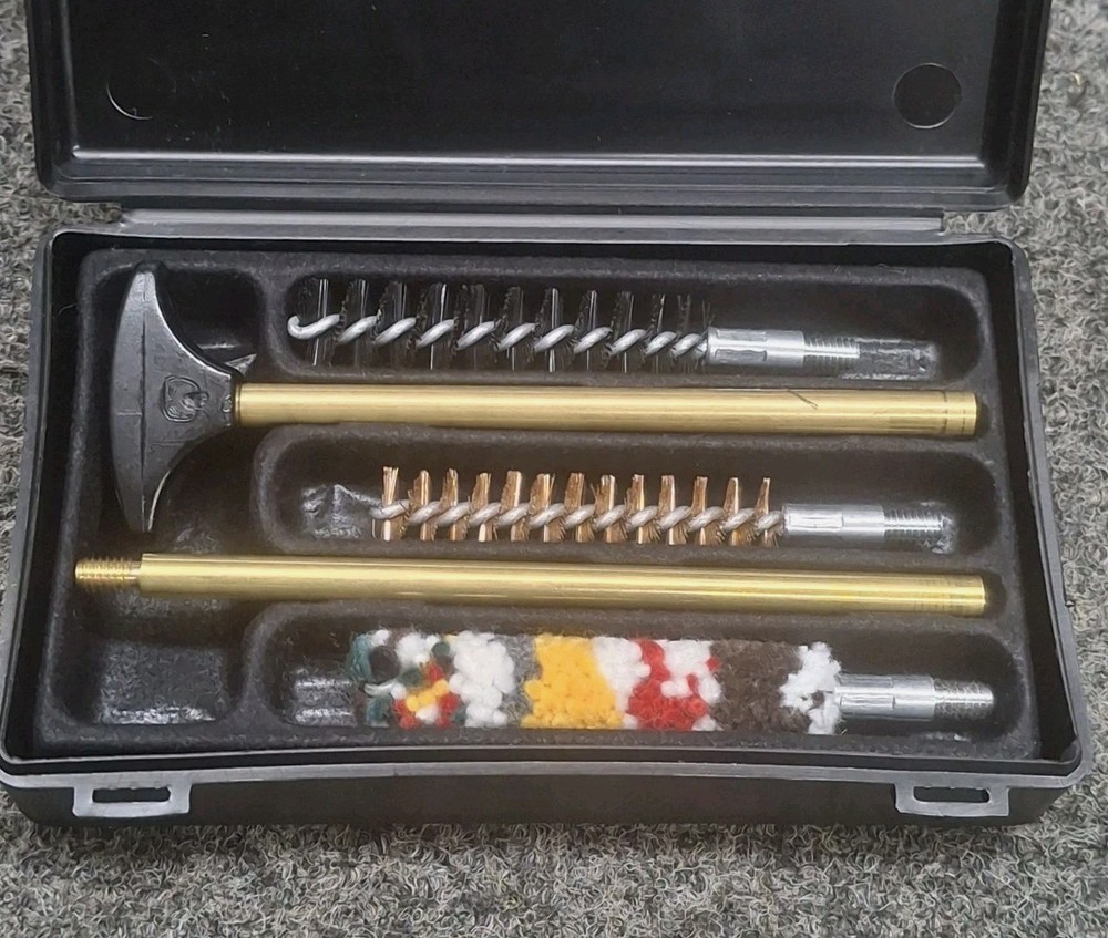 Cleaning Kit For 36,38 Cal And , 9mm, Revolver Or Auto 7 1/2″ Barrel. Bx2