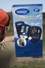 GUNMASTER 32 pc UNIVERSAL PISTOL REVOLVER FIELD GUN CLEANING KIT NEW