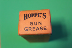 VINTAGE HOPPE’S GUN GREASE FOR FIREARMS, TACKLE, & TOOLS TUBE IN BOX 2OZ