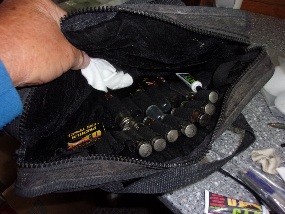 B543 gun cleaning kit in carrying case for all types of guns