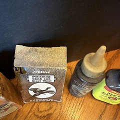 Lot Vintage HOPPE’S And OUTERS Gun Cleaning items – Solvent, Oil, Cloth And More