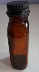 Vintage GUN SLICK Empty Clear GUN OIL Bottle.
