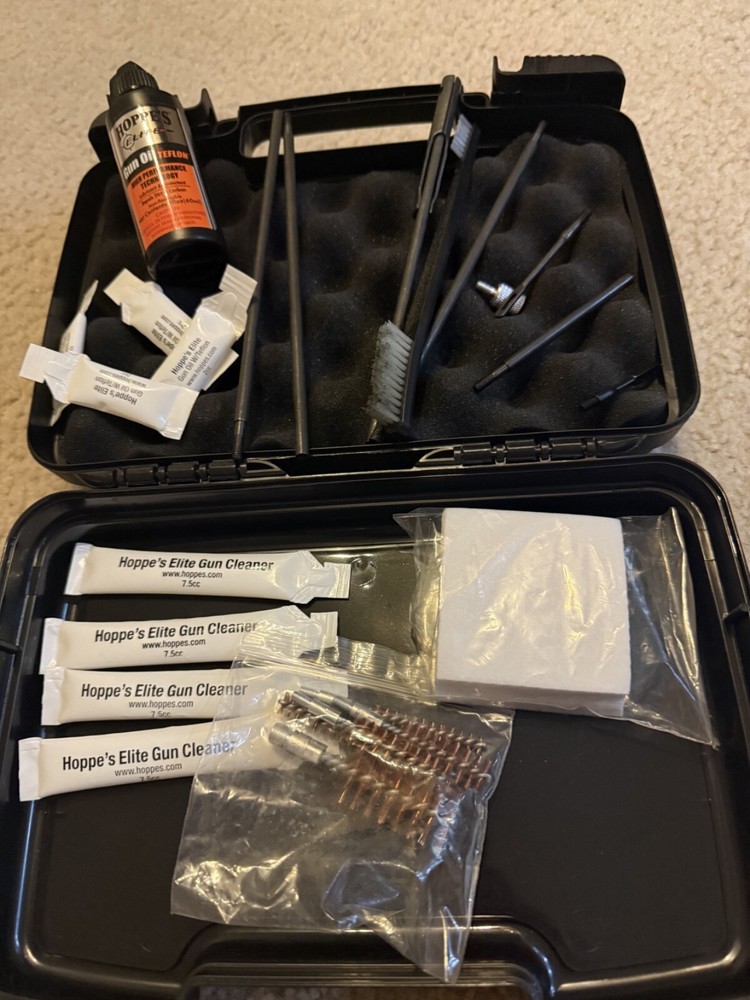 Hoppe’s Elite Gun Care On The Go Cleaning Kit Carry Case Pillow Packs
