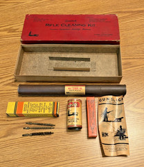 VTG. GUNSLICK RIFLE CLEANING KIT #477 & CONTENTS (RAMROD, GREESE, PATCHES, LUBE