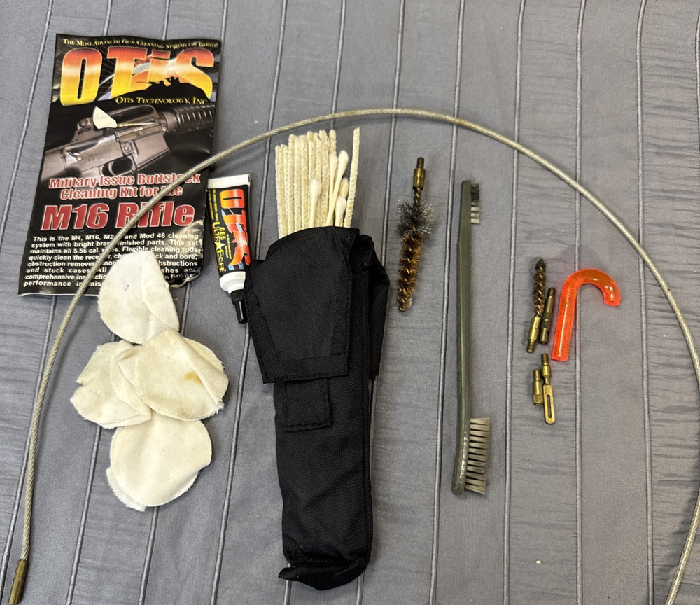 Otis 1005-01-424-2999 Rifle Cleaning Kit