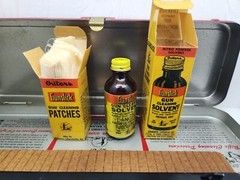 VINTAGE OUTERS GUNSLICK RIFLE GUN CLEANING KIT NO. 477 IN METAL BOX