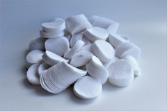 .223/.22-.270 CAL/5.56-7MM DRY 1 1/4″ COTTON ROUND PATCHES QTY. 100 /EMSS1009