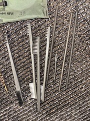 2018 US Army Military M16A1 Rifle Cleaning Maintenance Kit ALICE Brush Rods Set