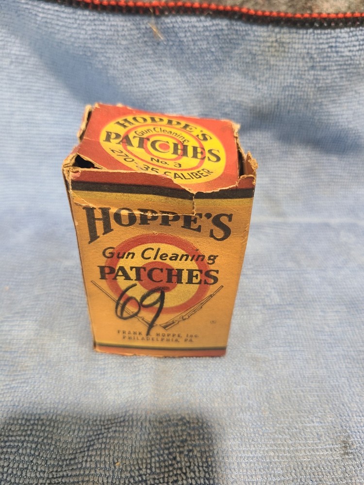 Vintage Hoppe’s No. 3 Cotton Gun Cleaning Patches, White, .270-.35 Caliber