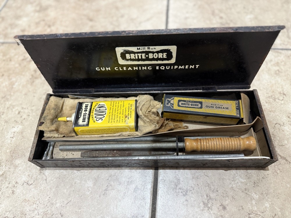 Brite-Bore Vintage Gun Cleaning Kit, Metal Case