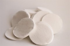 .40-.49 CAL. 1 1/8″ ROUND .010″ THICK DRY SHOOTING PATCHES / QTY. 100 / EMSS4101