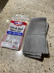 Birchwood Casey Gun & Reel Silicone Cloth, 11×14″ Cotton Cleaning Rag NEW