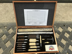 GUNMASTER 22pc Universal Gun Cleaning Kit Model No. UGC 76W New, unused, in box