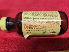 Vintage Hoppe’s No. 9 Gun Cleaning Solvent Bottle Box Glass Bottle