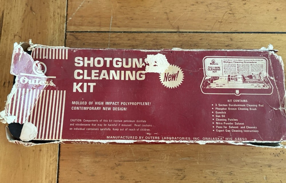 VINTAGE OUTERS RIFLE CLEANING KIT ALL CALIBERS WITH ORIGINAL BOX & CONTENTS