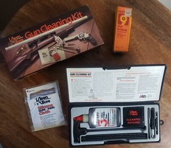 Vintage Kleen Bore Gun Cleaning Kit 38/357/9 mm Model PK-210 Hoppe’s Gun Grease