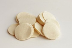 .40-.49 CAL 1 1/8″ ROUND .015″ THICK OILED SHOOTING PATCHES/ QTY. 500/ EMSS4152F