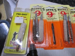 [bin] gun cleaning jags, brushes, oil, bore light, swabs, new