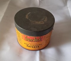 Vintage Paper Label Tin Gunslick Gun Cleaning Patches 3 1/4″ X 2 1/2″