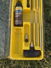 Outers 46200 Universal Gun Cleaning Kit FC86A-2Q1761 (Missing Nitro Solvent)