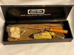 Vintage Mill Run Brite Bore Gun Cleaning Kit With Lubricating Oil And Gun Grease
