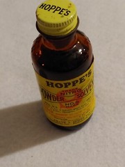 Vintage – HOPPE’S – No. 9 Nitro Powder Cleaning Solvent – 2 OZ half full bottle