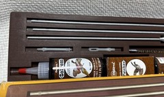 Outers Rifle Cleaning Kit New Old Stock Model P-477-223.((C-1))