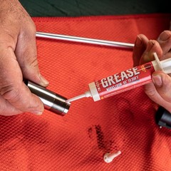 Synthetic All-Weather High-Tech Grease (10cc Syringe)
