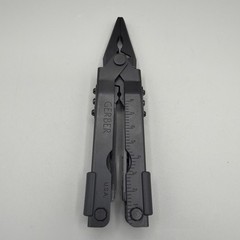 SOLDIERS MILITARY OTIS GERBER GUN CLEANING KIT SIGHT TOOL 600 PLIERS 5.56/.223