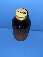 VINTAGE HOPPE’S NITRO POWDER SOLVENT #9 GLASS BOTTLE 10% Full
