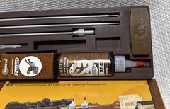 Outers Rifle Cleaning Kit New Old Stock Model P-477-223.((C-1))