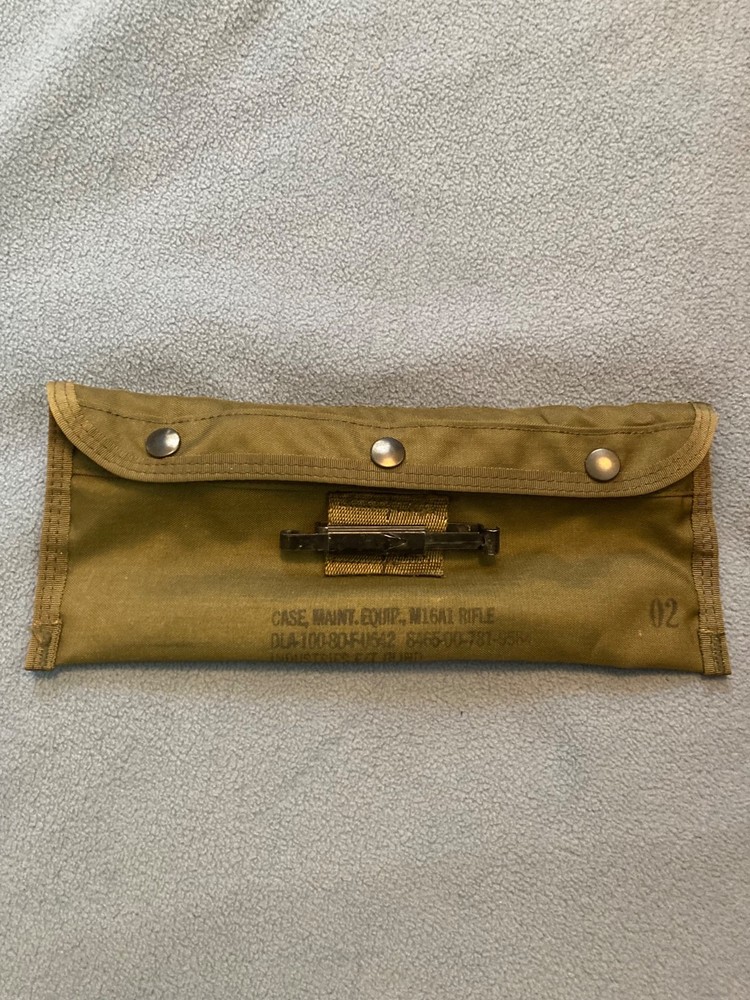 M16A1 RIFLE CLEANING KIT