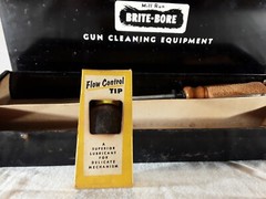 Vintage Mill Run Brite Bore Rifle Gun Cleaning Kit w/ Brite Bore Lubricating Oil