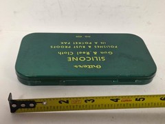 Vintage Outers Silicone Gun Cloth Tin