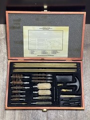 Vintage Gunmaster Universal Gun Cleaning Kit Model UGC 76W