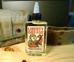 Liberty Grease Gun Oil 4oz 100% Natural Gun Lubricant Safe On All Finishes!