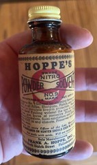 Vintage 1937 Hoppe’s Powder Solvent Nitro No. 9 Bottle 1/4 Full ***NICE***