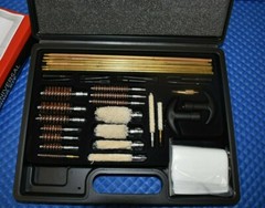 Allen Deluxe Universal Cleaning Kit in Molded Tool Box 37 Pieces 70562