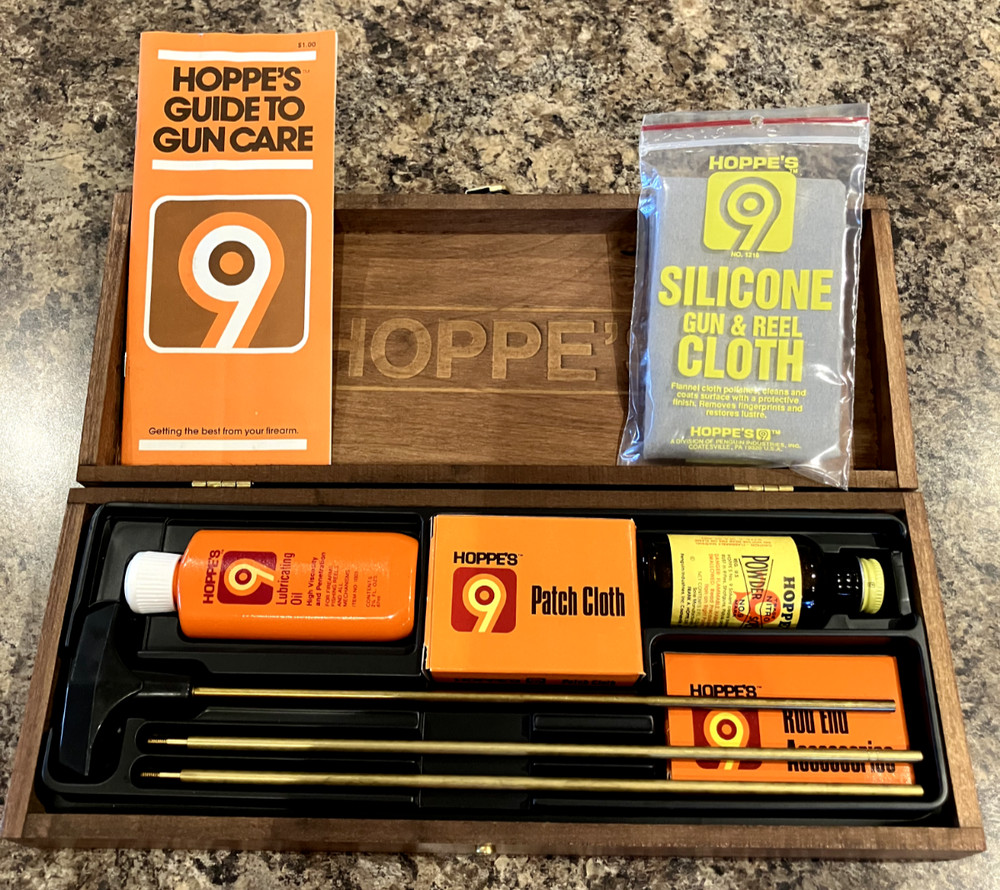Hoppes Gun Cleaning Kit Deluxe Wooden Presentation No 9