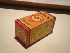 Vintage 1940’s Hoppe’s Gun Cleaning Patches No. 2 .22-.270 cal (full box) unused