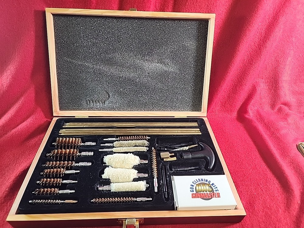 Gunmaster Deluxe Universal Gun Cleaning Kit UGC 76W In Wooden Box Used Condition