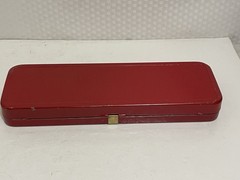 Vtg Outers Gunslick Rifle Cleaning Kit No. 477 .22 Cal In Red Metal Case