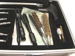 PRE-OWNED HOPPE’S 76 PC UNIVERSAL GUN CLEANING ACCESSORY KIT W/CARRY CASE UAC76