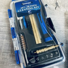 New Gunmaster .357 .38 / 9mm Cleaning Kit For Pistols 14 Pc / 300 Round Patches