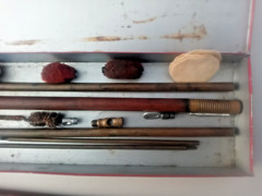 Vintage Montgomery Ward Western Field Cleaning Kit Red Metal 13 x 4 1/4 x 1 1/2″