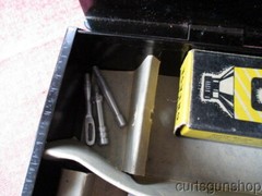 VINTAGE MILL RUN BRITE-BORE RIFLE CLEANING KIT