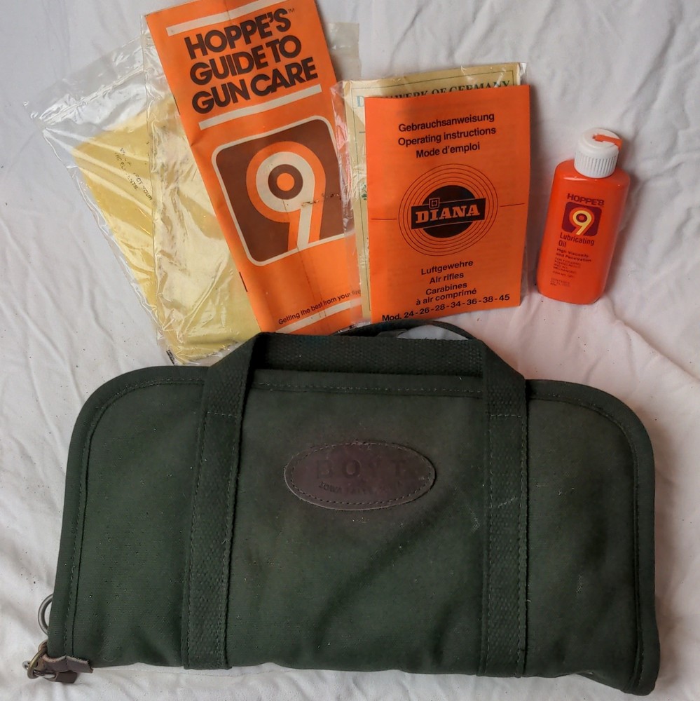 Hoppe’s Gun Cleaning Kit w/ Oil, Rod, Bore Brush, Cloth & Case