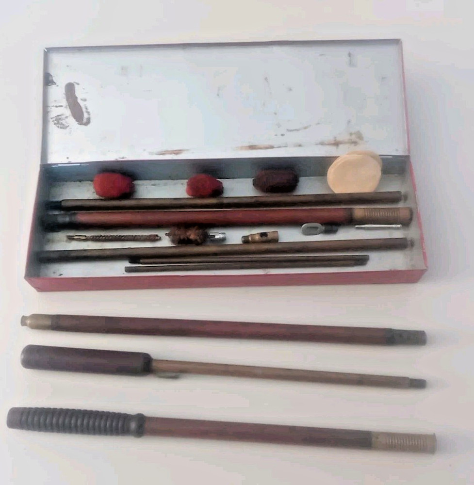 Vintage Montgomery Ward Western Field Cleaning Kit Red Metal 13 x 4 1/4 x 1 1/2″