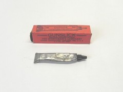 VINTAGE GUNSLICK LUBRICATION TUBES 1/2 FULL W/BOXES & 2 GUN CLEANING PATCHES