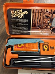 Hoppes 9 Old Vintage Gun Cleaning Kit & Storage Box Nice Orange Hard Case 1980s